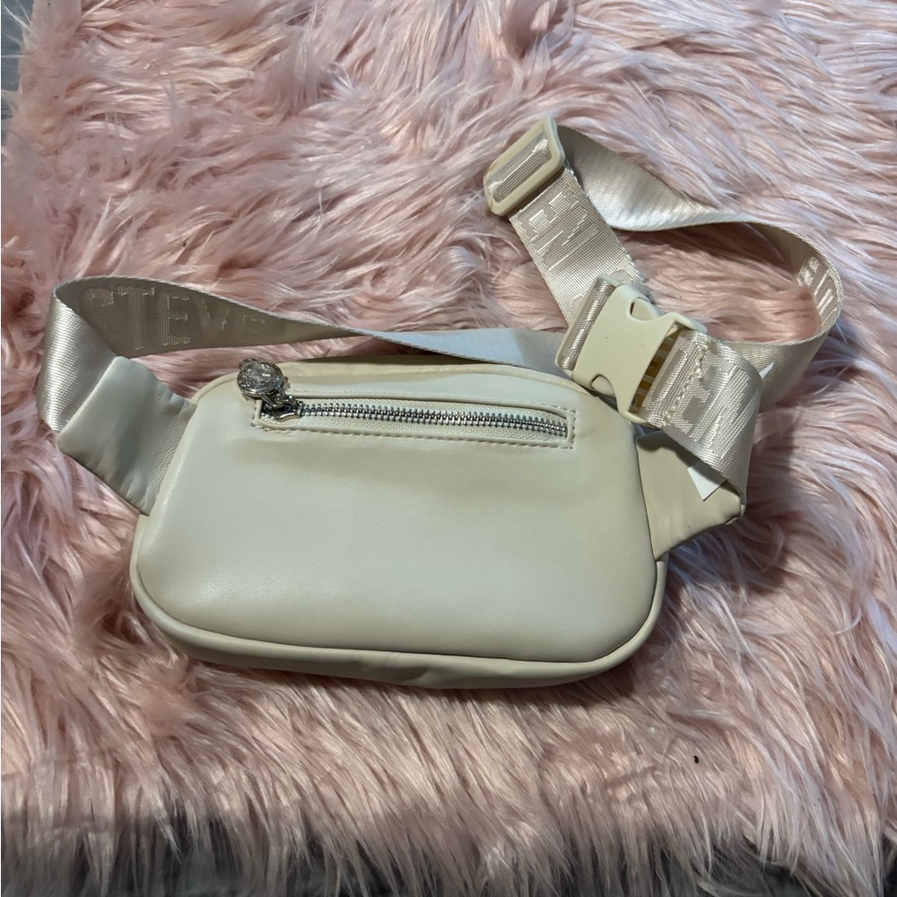 Elegant Cream Women's Bag